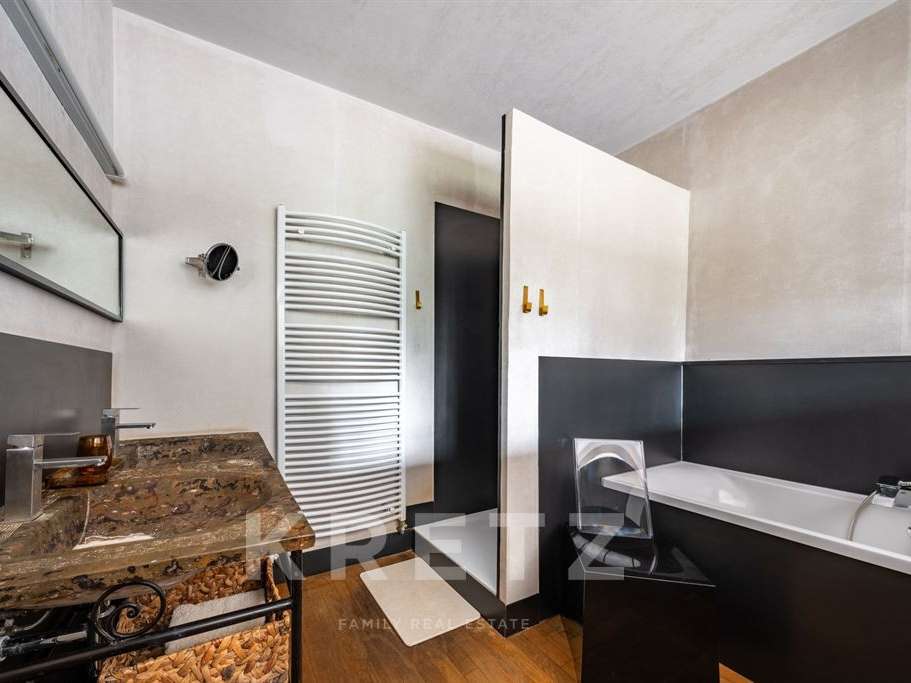 House Dijon