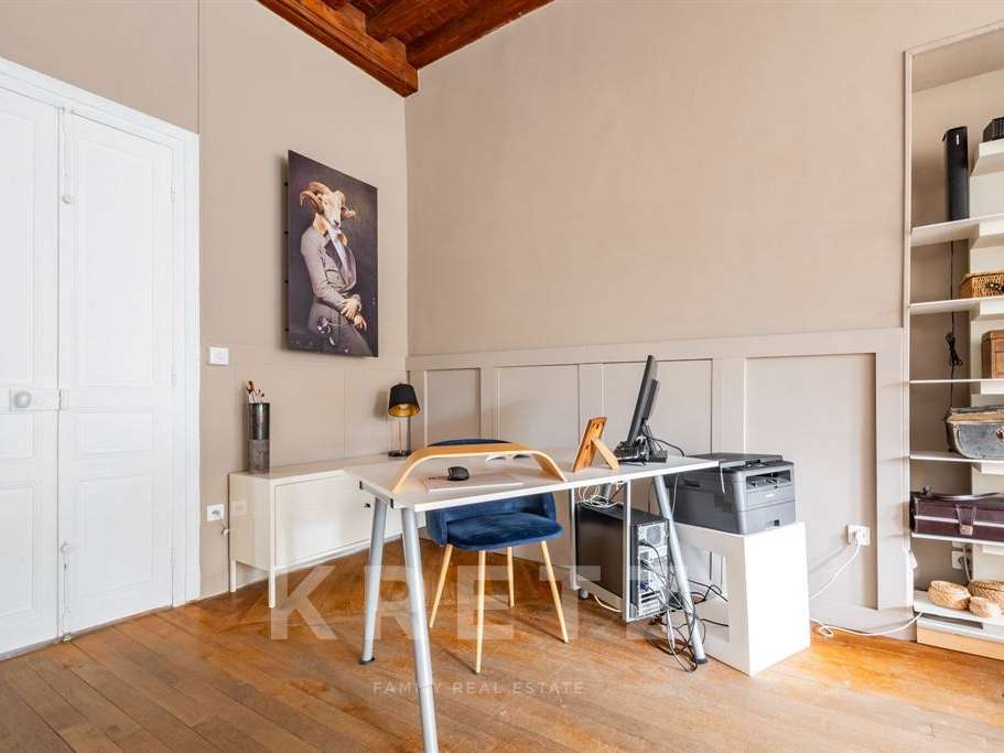 House Dijon