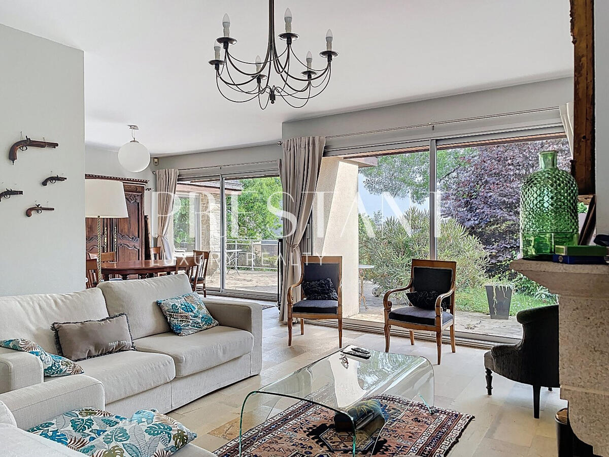House Dinan