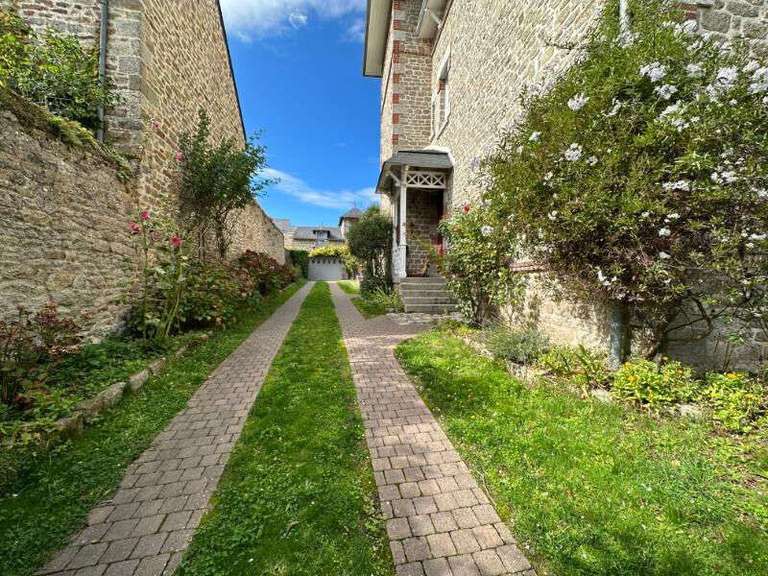 Maison Dinan - 8 chambres