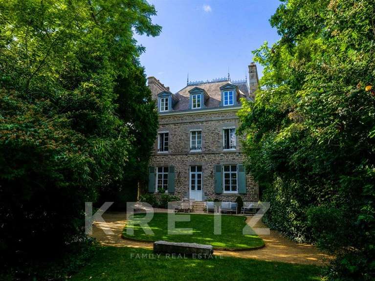 Maison Dinan - 6 chambres - 240m²