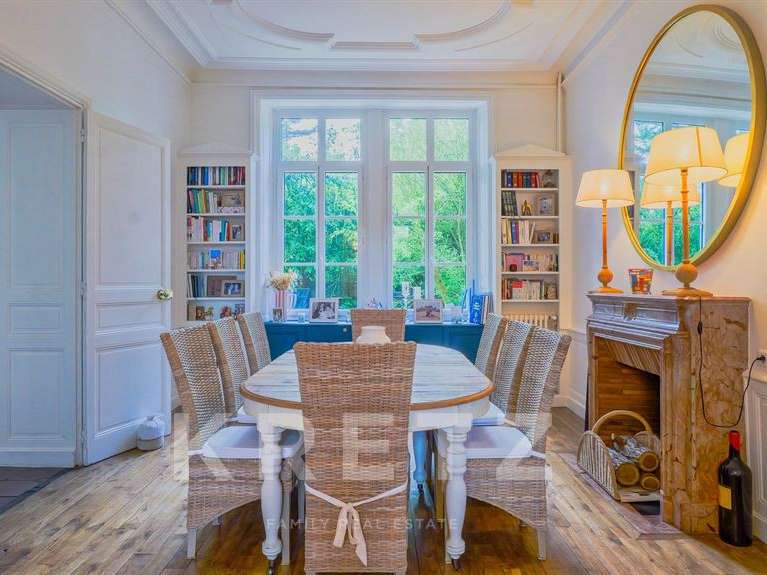Maison Dinan - 6 chambres - 240m²
