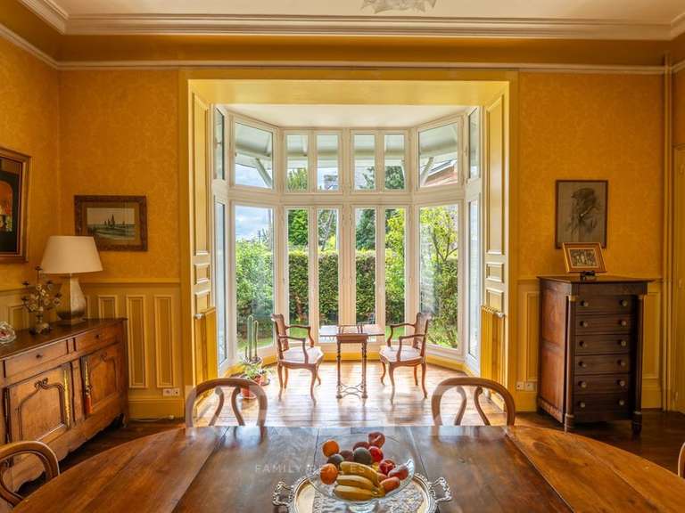 Maison Dinan - 9 chambres - 350m²