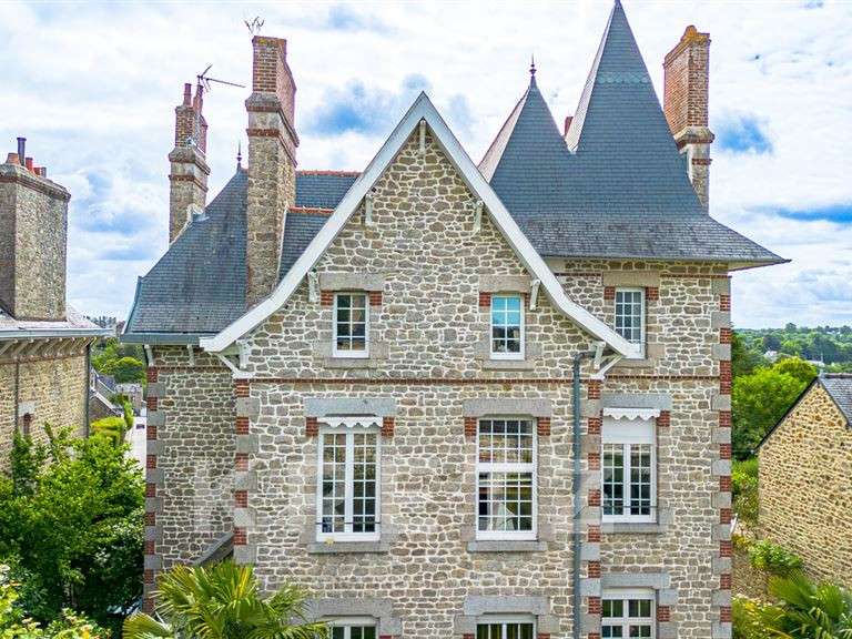 Maison Dinan - 9 chambres - 350m²