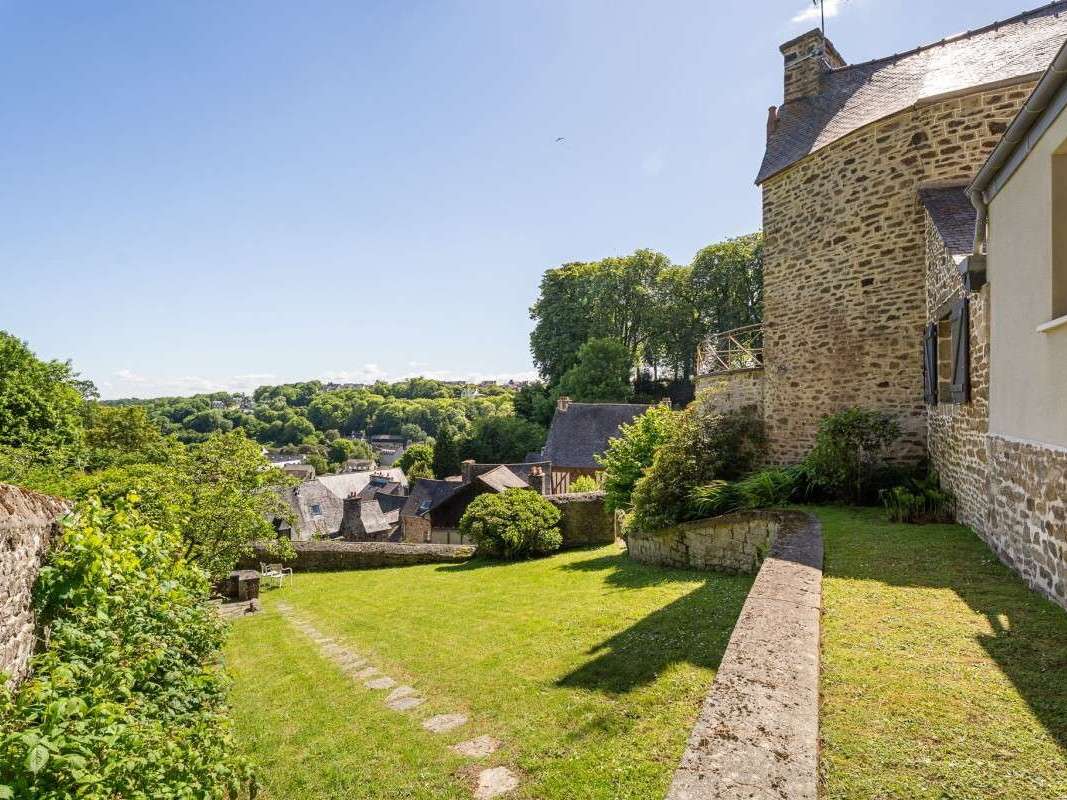 Maison Dinan