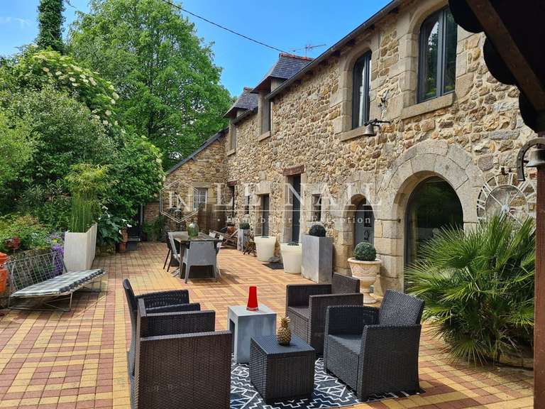 Manor Dinan - 14 bedrooms - 400m²