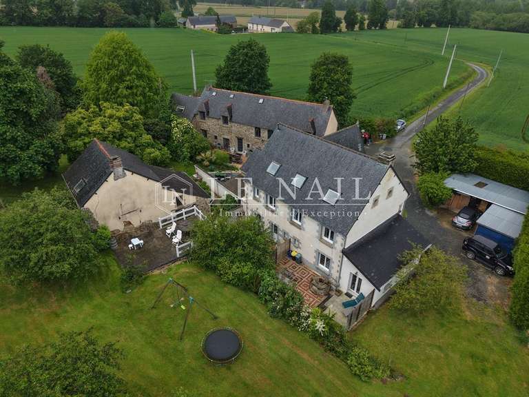 Manor Dinan - 14 bedrooms - 400m²