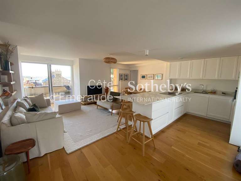 Appartement Dinard - 3 chambres - 105m²