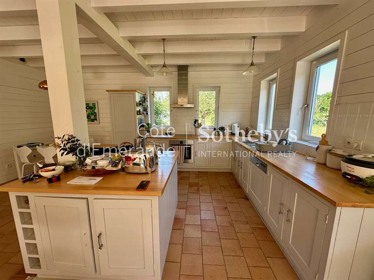 House Dinard - 4 bedrooms - 173m²