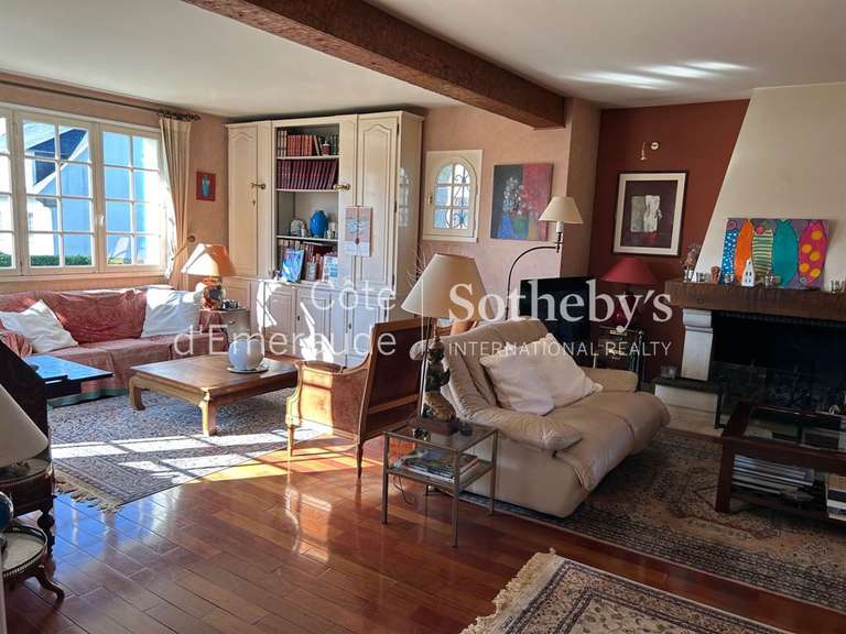 House Dinard - 4 bedrooms - 218m²