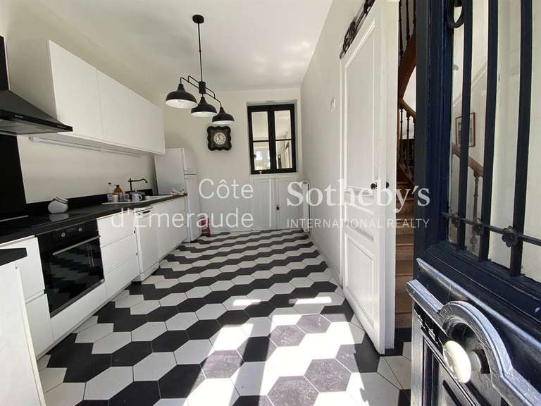 House Dinard - 6 bedrooms - 180m²