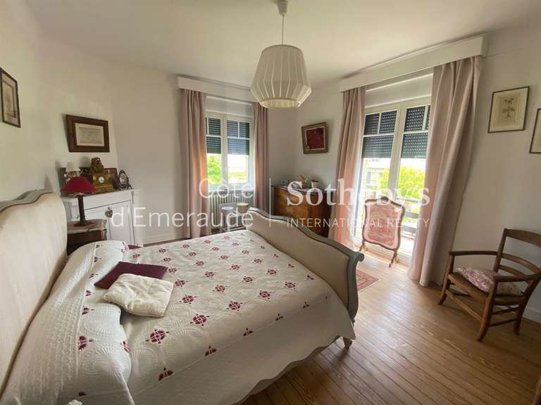 Maison Dinard - 7 chambres - 315m²