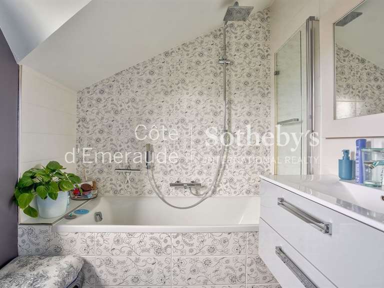 Maison Dinard - 4 chambres - 181m²
