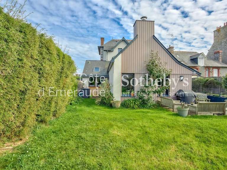 Maison Dinard - 4 chambres - 181m²