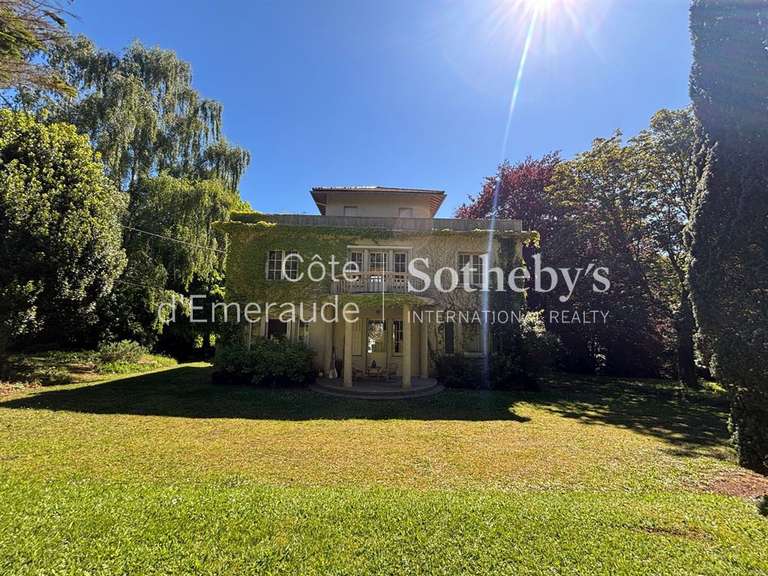 Maison Dinard - 7 chambres - 223m²