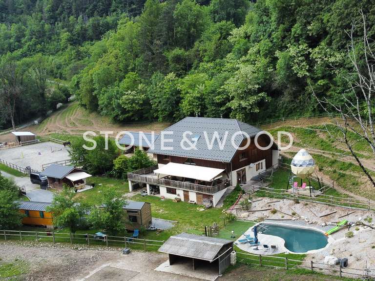 Maison Dingy-Saint-Clair - 3 chambres - 171m²