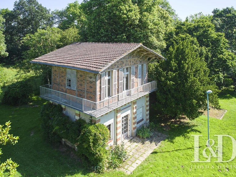 Maison Divatte-sur-Loire - 6 chambres - 460m²