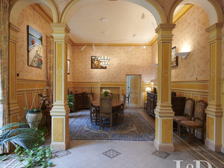 Maison Divatte-sur-Loire - 6 chambres - 460m²