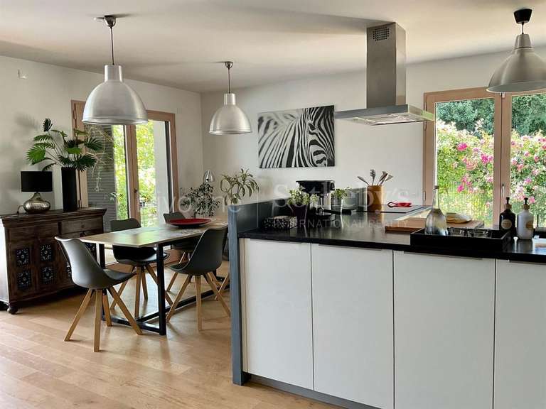 Appartement Divonne-les-Bains - 3 chambres - 102m²