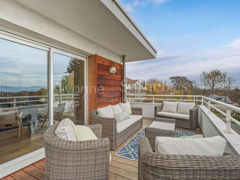 Appartement Divonne-les-Bains - 2 chambres - 101m²