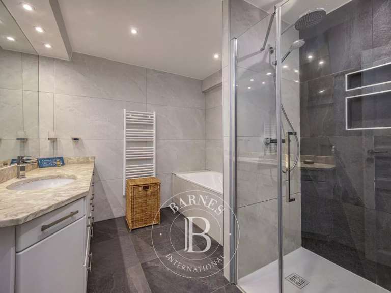 Appartement Divonne-les-Bains - 4 chambres - 225m²