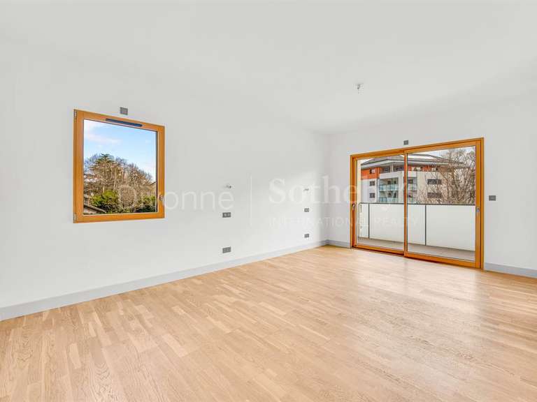 Appartement Divonne-les-Bains - 5 chambres - 291m²