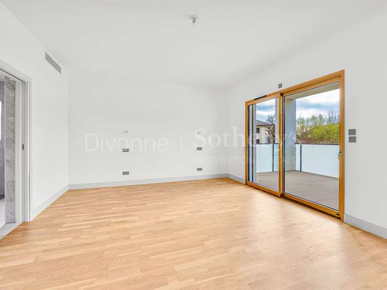 Appartement Divonne-les-Bains - 5 chambres - 291m²