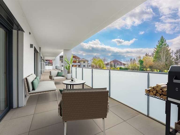 Appartement Divonne-les-Bains - 5 chambres - 291m²