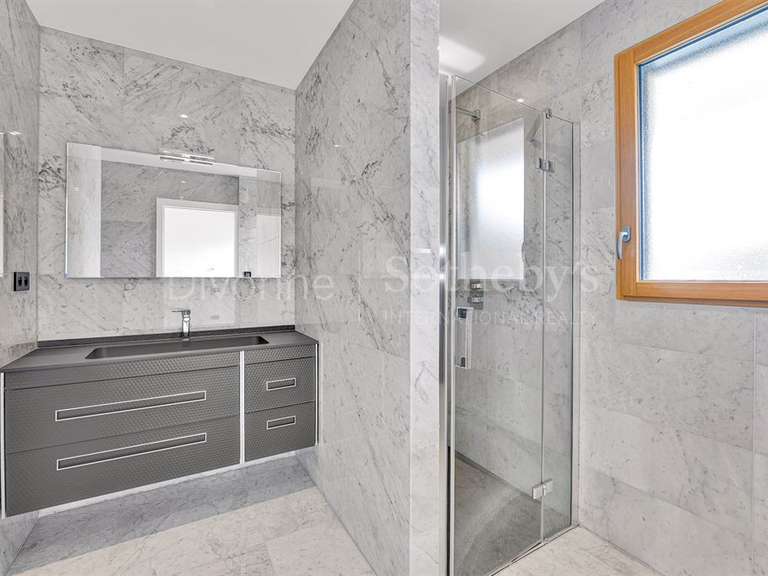 Appartement Divonne-les-Bains - 5 chambres - 291m²