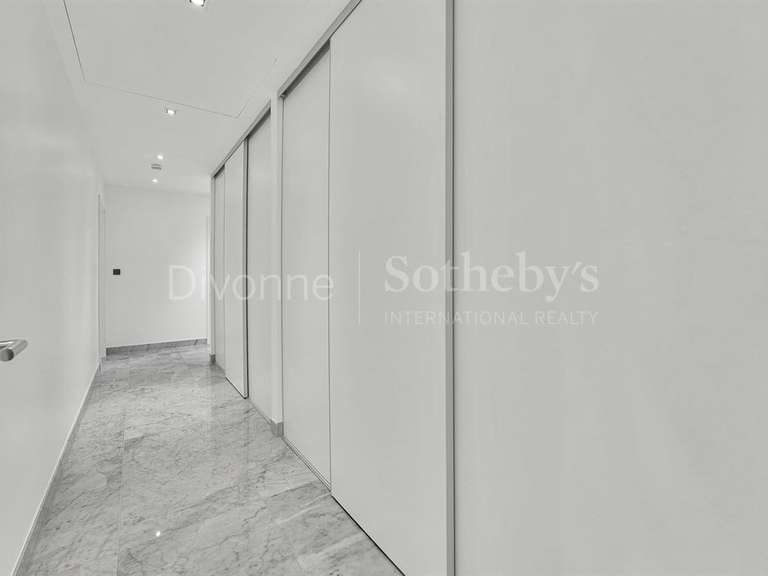 Appartement Divonne-les-Bains - 5 chambres - 268m²