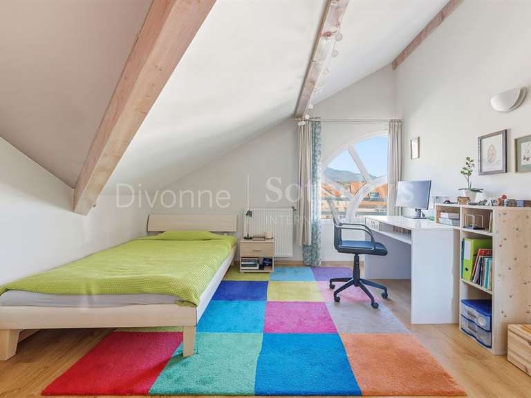 Apartment Divonne-les-Bains - 4 bedrooms - 187m²