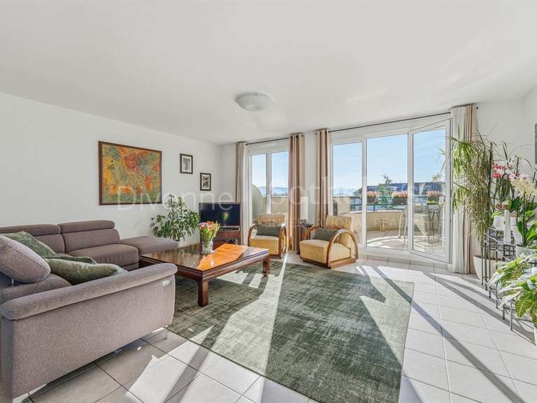 Apartment Divonne-les-Bains - 4 bedrooms - 187m²