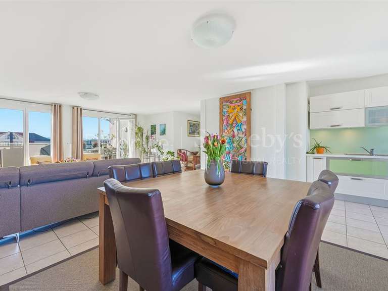 Apartment Divonne-les-Bains - 4 bedrooms - 187m²