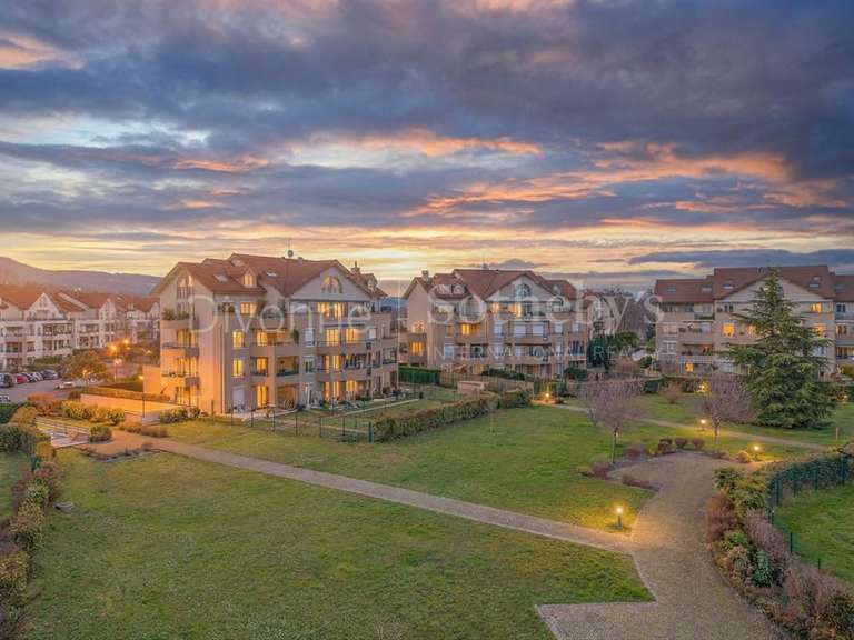 Apartment Divonne-les-Bains - 4 bedrooms - 187m²