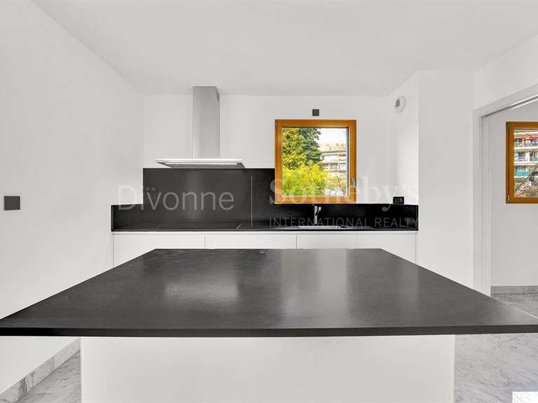 Appartement Divonne-les-Bains - 5 chambres - 291m²