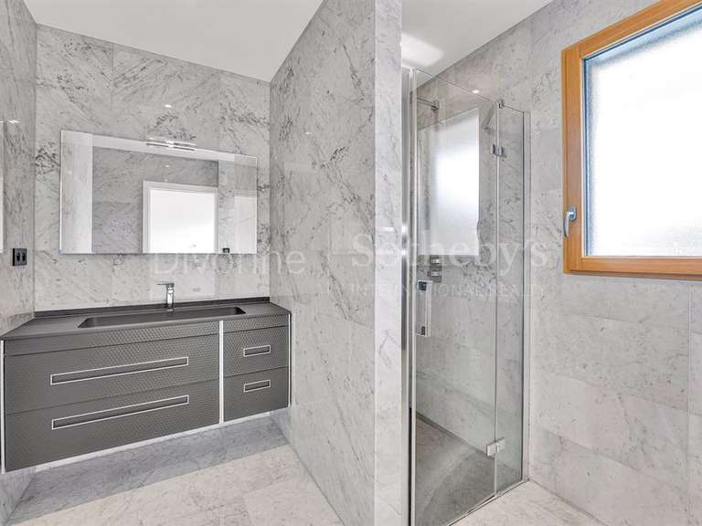 Appartement Divonne-les-Bains - 5 chambres - 291m²