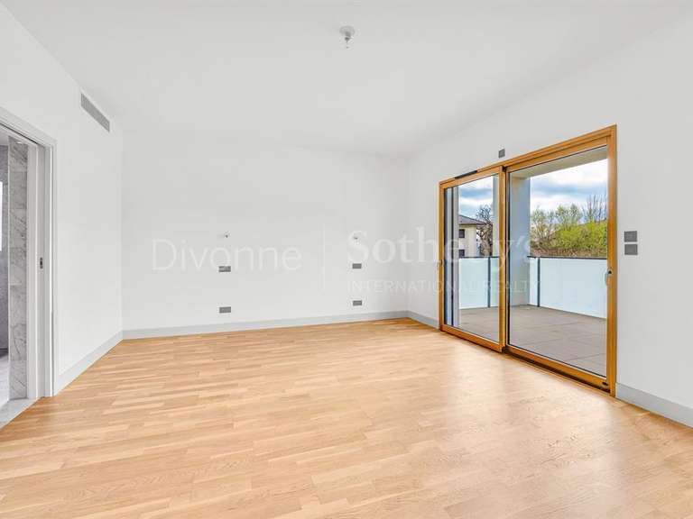 Appartement Divonne-les-Bains - 5 chambres - 291m²