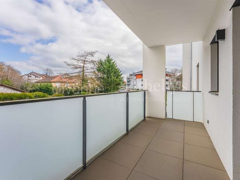 Appartement Divonne-les-Bains - 5 chambres - 291m²