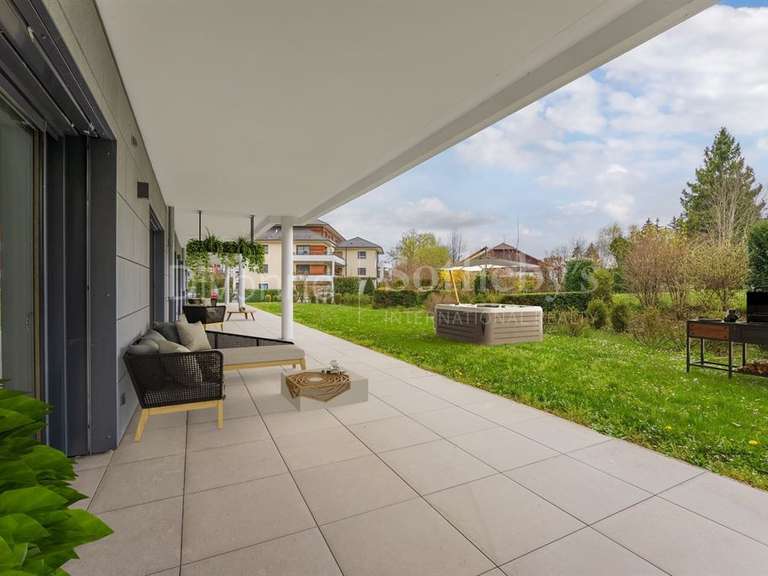 Appartement Divonne-les-Bains - 5 chambres - 268m²