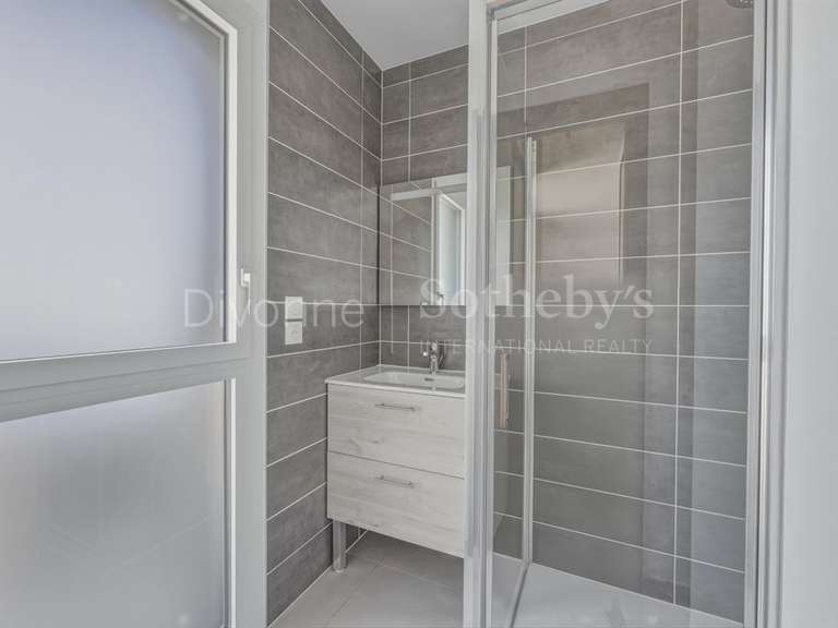 Appartement Divonne-les-Bains - 4 chambres - 128m²