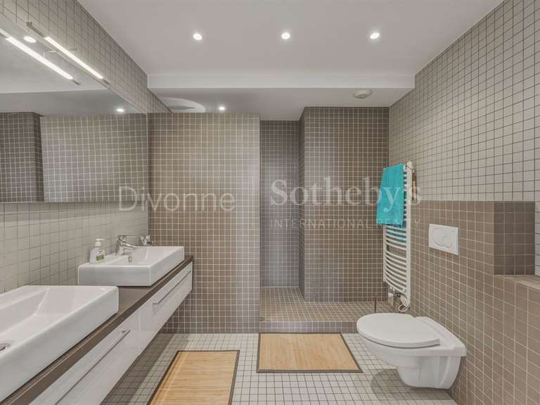 Appartement Divonne-les-Bains - 4 chambres - 146m²