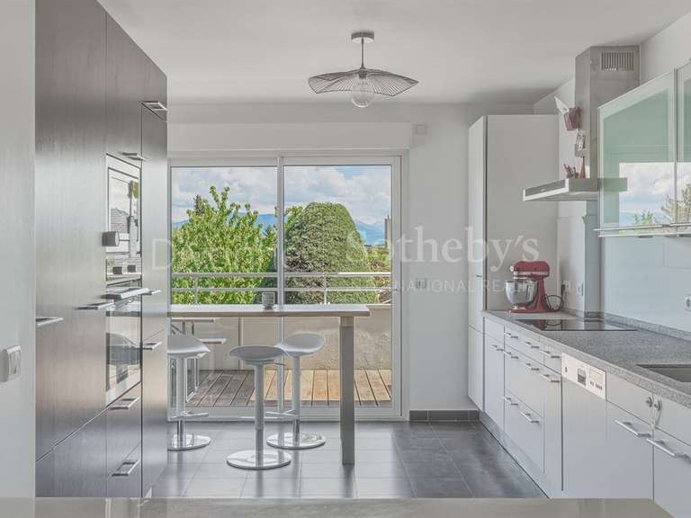 Appartement Divonne-les-Bains - 4 chambres - 146m²