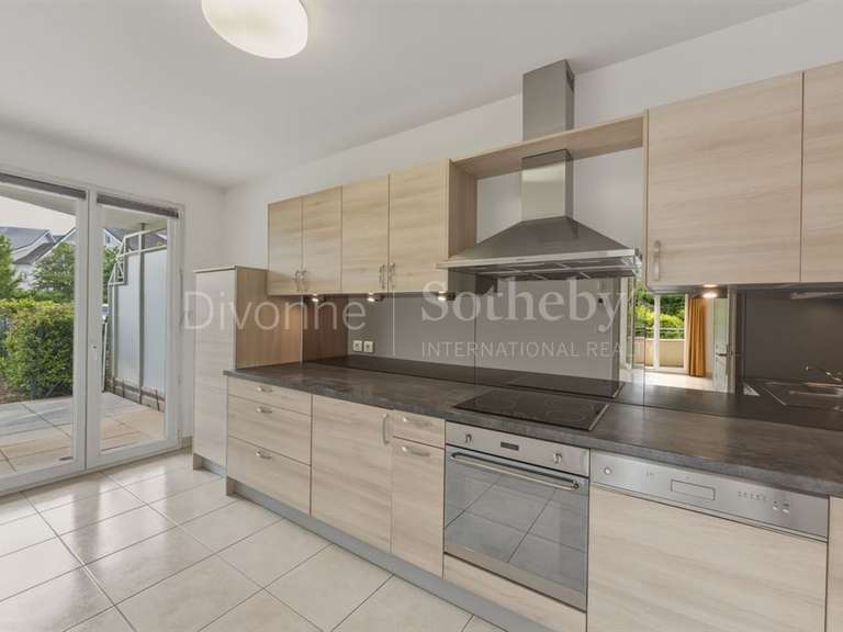 Appartement Divonne-les-Bains - 2 chambres - 98m²