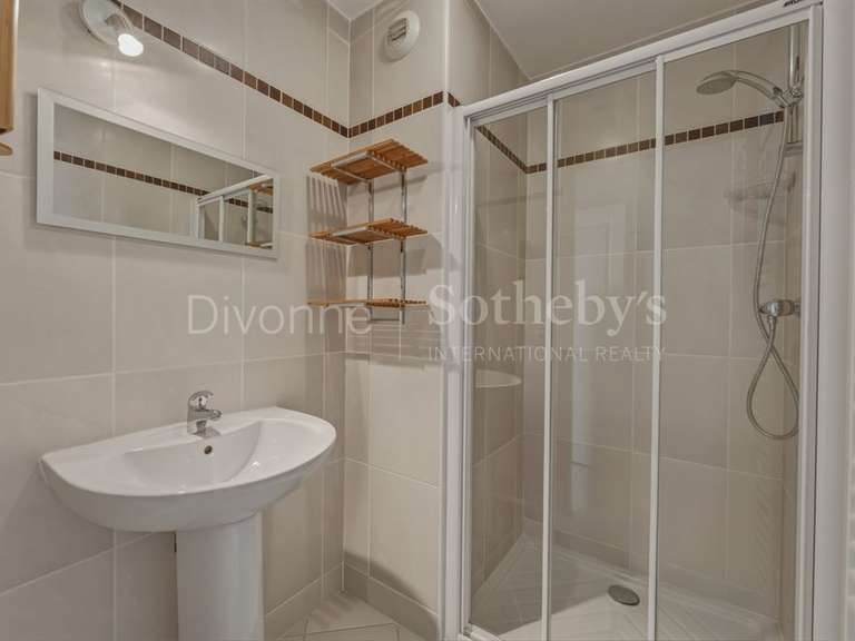 Appartement Divonne-les-Bains - 2 chambres - 98m²