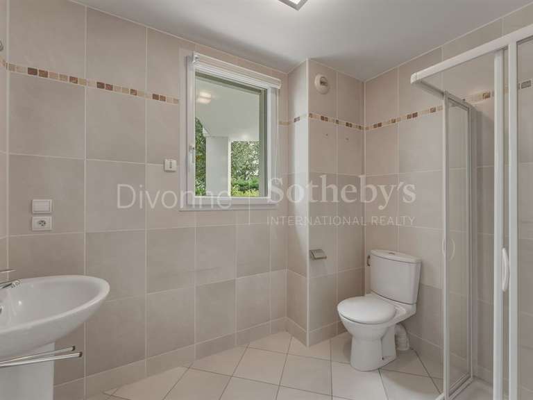 Appartement Divonne-les-Bains - 2 chambres - 98m²