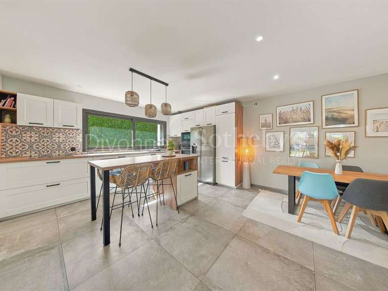 Appartement Divonne-les-Bains - 4 chambres - 137m²