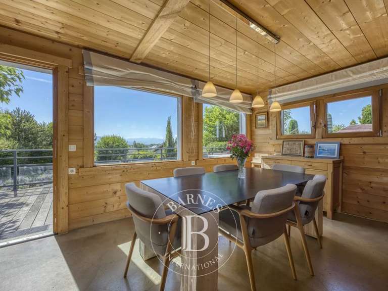 Chalet Divonne-les-Bains - 4 chambres - 196m²