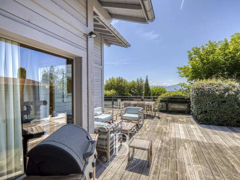 Chalet Divonne-les-Bains - 4 chambres - 196m²