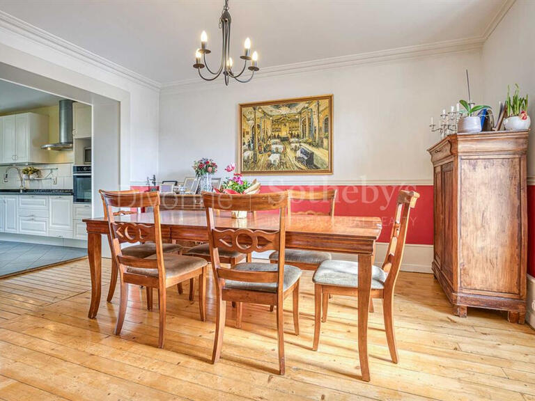 Vente Maison Divonne-les-Bains - 5 chambres