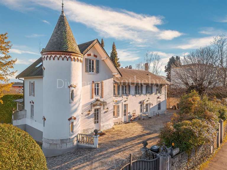 Maison Divonne-les-Bains - 6 chambres - 450m²
